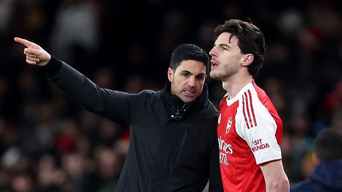 Masa Depan Mikel Arteta di Arsenal Terancam, Cesc Fàbregas Disiapkan Jadi Pengganti